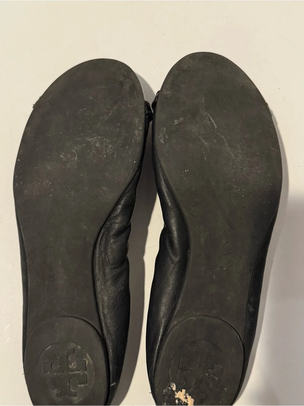 Tory Burch Black Leather Patent-Toe Ballet Flats with Logo Bow